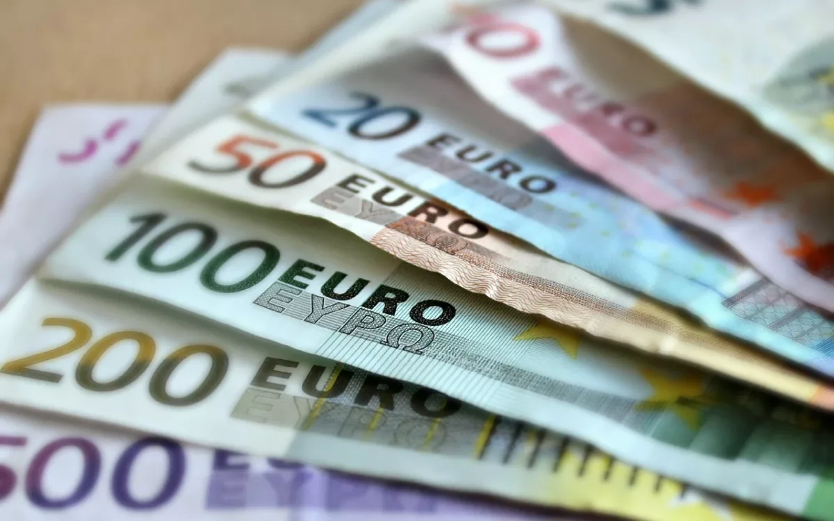 1604674101bank note 209104 1280 1604674101bank note 209104 1280